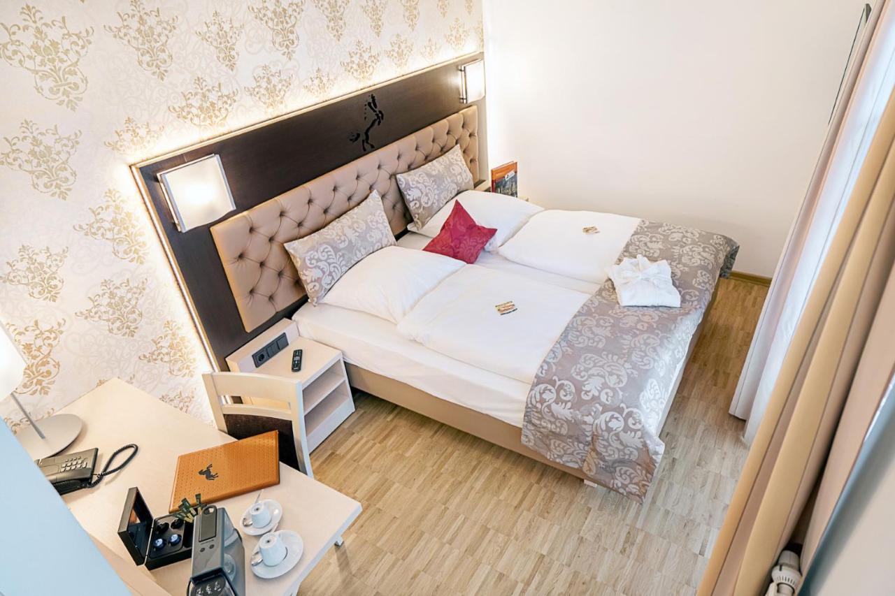 Hotel Rappen Rothenburg Ob Der Tauber Luaran gambar