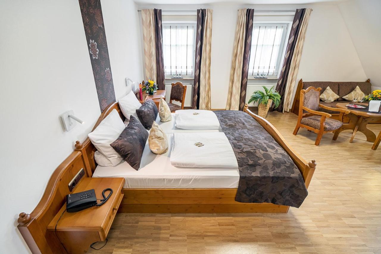 Hotel Rappen Rothenburg Ob Der Tauber Luaran gambar