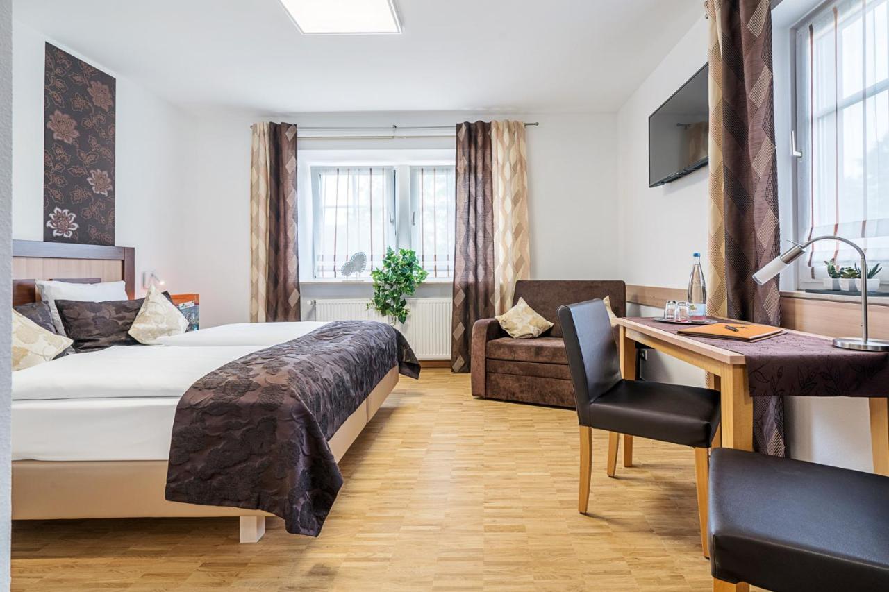 Hotel Rappen Rothenburg Ob Der Tauber Luaran gambar