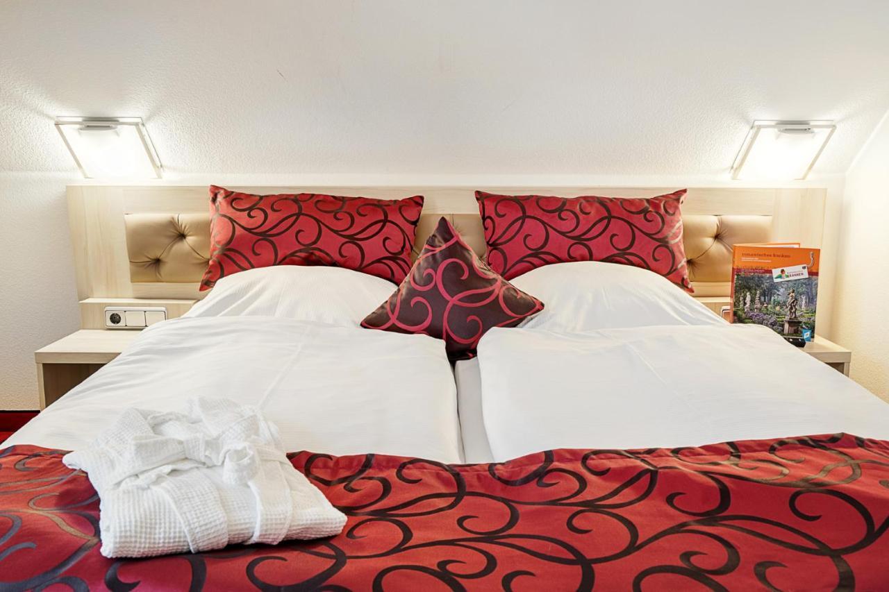 Hotel Rappen Rothenburg Ob Der Tauber Luaran gambar