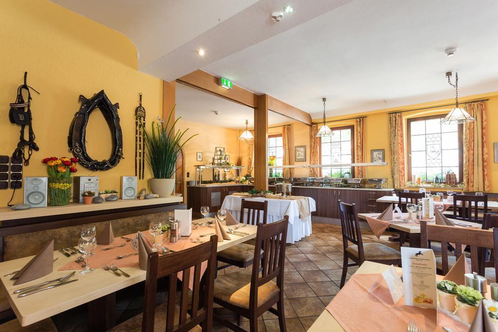 Hotel Rappen Rothenburg Ob Der Tauber Luaran gambar