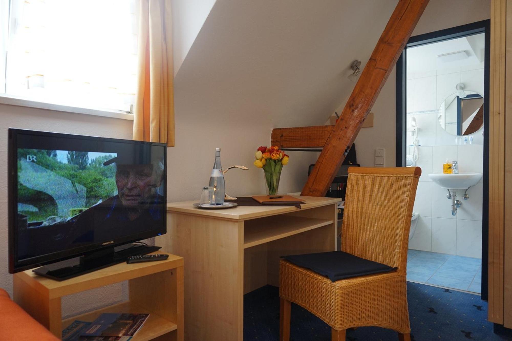 Hotel Rappen Rothenburg Ob Der Tauber Bilik gambar
